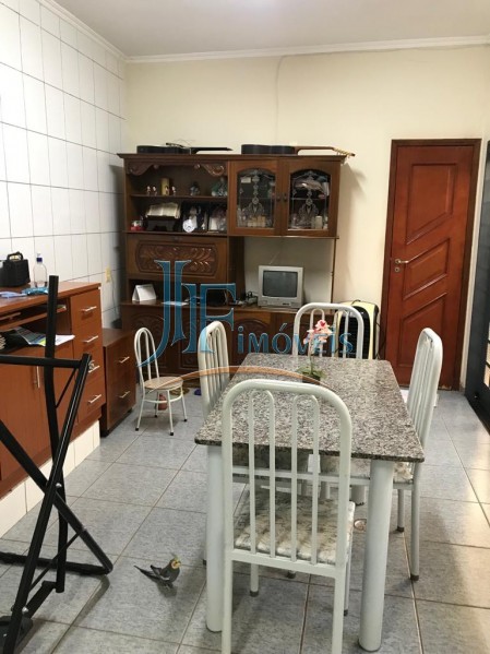 JF Imóveis | Imobiliária em Ribeirão Preto | Casa - Jardim Irajá - Ribeirão Preto